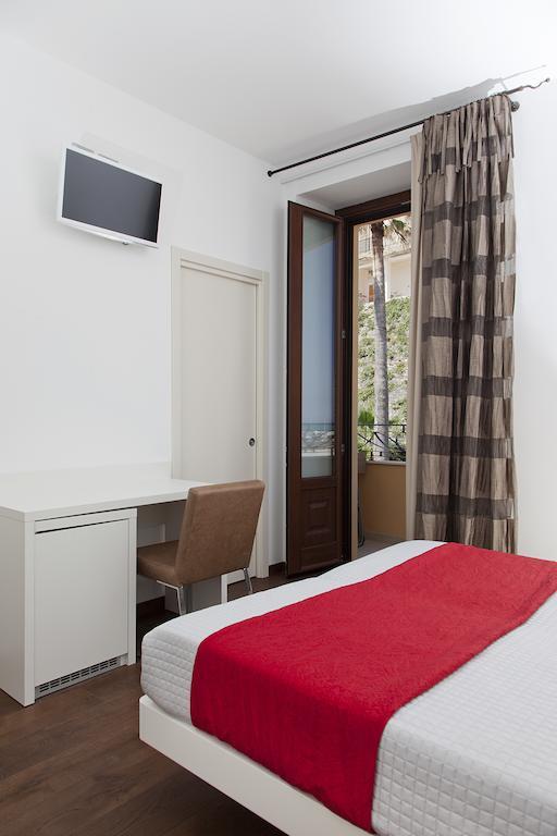Iamartino Quality Rooms Termoli Quarto foto